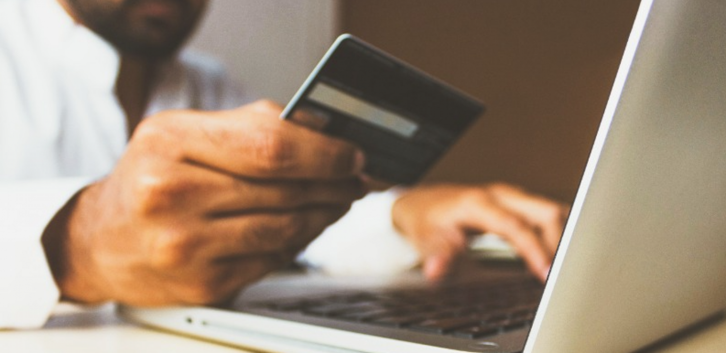 Is it time for E-commerce? A complete guide and analysis